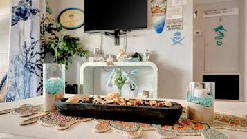 Apartment | 2 bedrooms, Internet