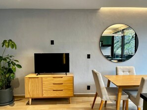 House | 2 bedrooms, Internet - w Amazing 1BR With Terrace in Polanco (Mexico City)