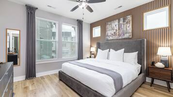 3 bedrooms, iron/ironing board, travel crib, free WiFi