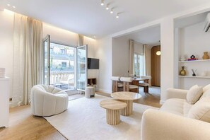 TV, offices