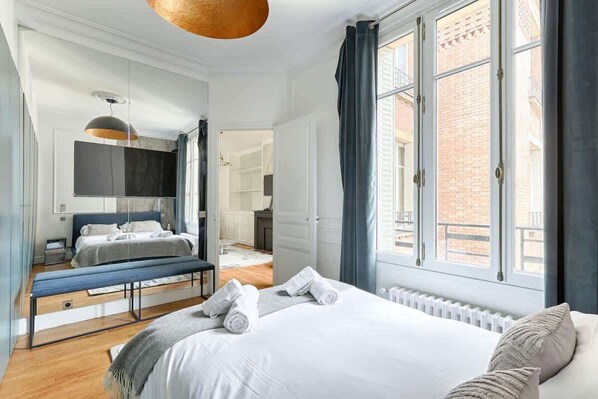 1 bedroom, iron/ironing board, WiFi, bed sheets - Appartement Cherche Midi BM (Paris)