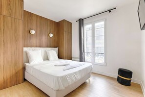 1 chambre, fer et planche à repasser, Wi-Fi, literie fournie