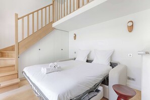 1 bedroom, iron/ironing board, WiFi, bed sheets