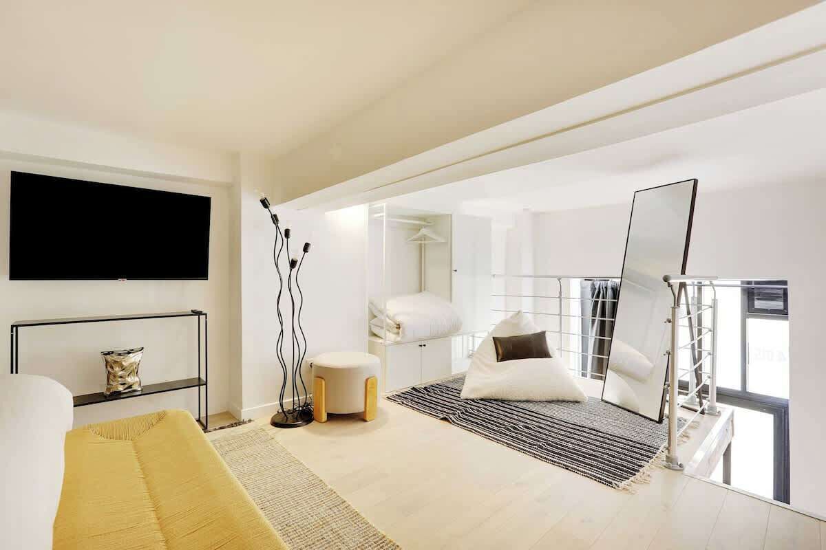 1 bedroom, iron/ironing board, travel cot, WiFi