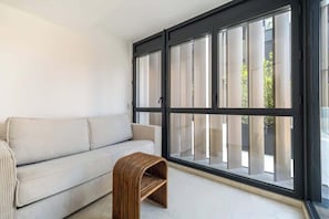 TV, offices