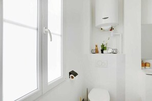 Een douche, een haardroger