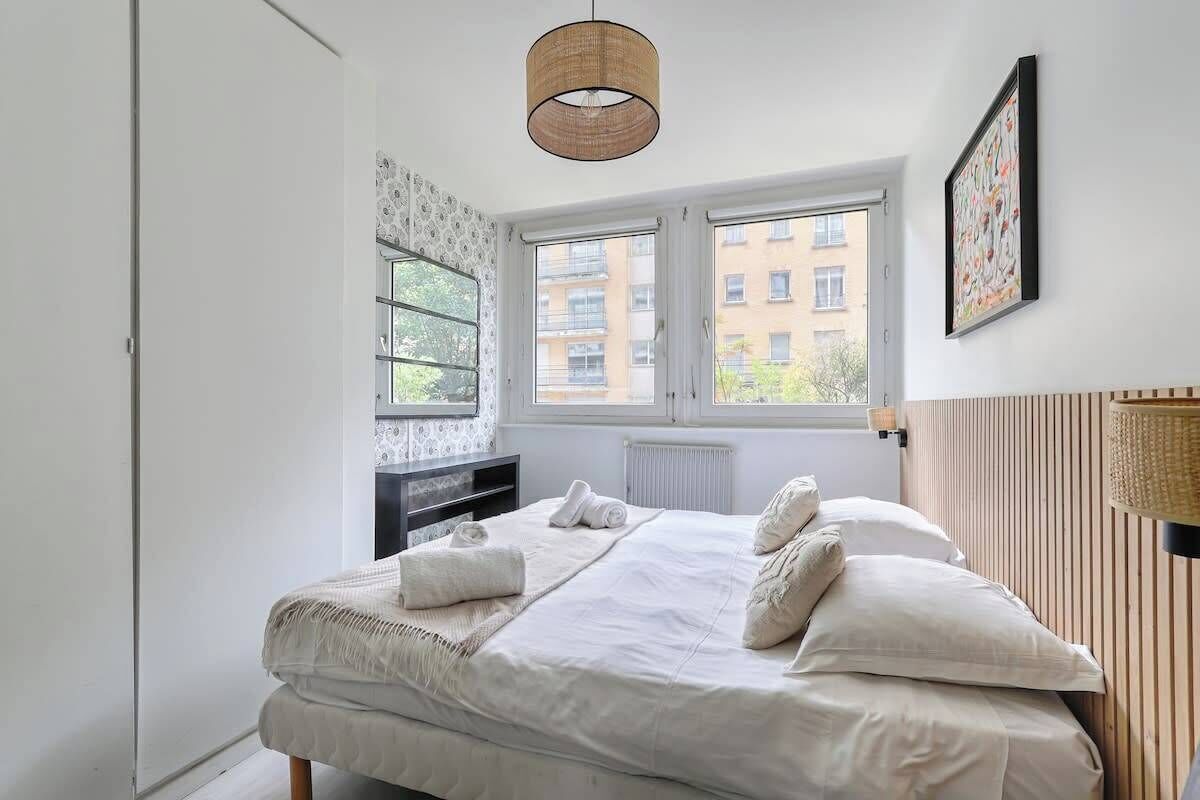 Bügeleisen/Bügelbrett, Reisekinderbett, WLAN, Bettwäsche