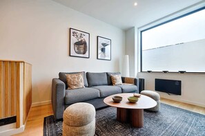 Télévision, espaces bureaux