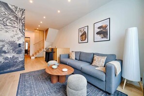 تلفزيون، مكتب