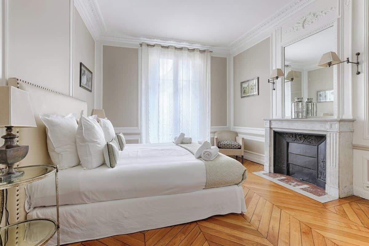 2 soverom, strykejern/-brett, reiseseng for barn og wi-fi