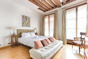 3 bedrooms, iron/ironing board, WiFi