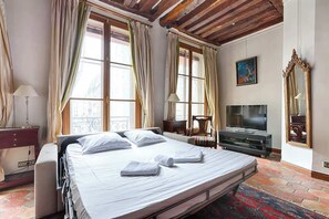 3 chambres, fer et planche à repasser, Wi-Fi