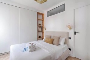 1 bedroom, iron/ironing board, travel cot, WiFi