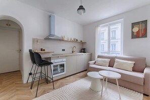 Televisio, työhuone