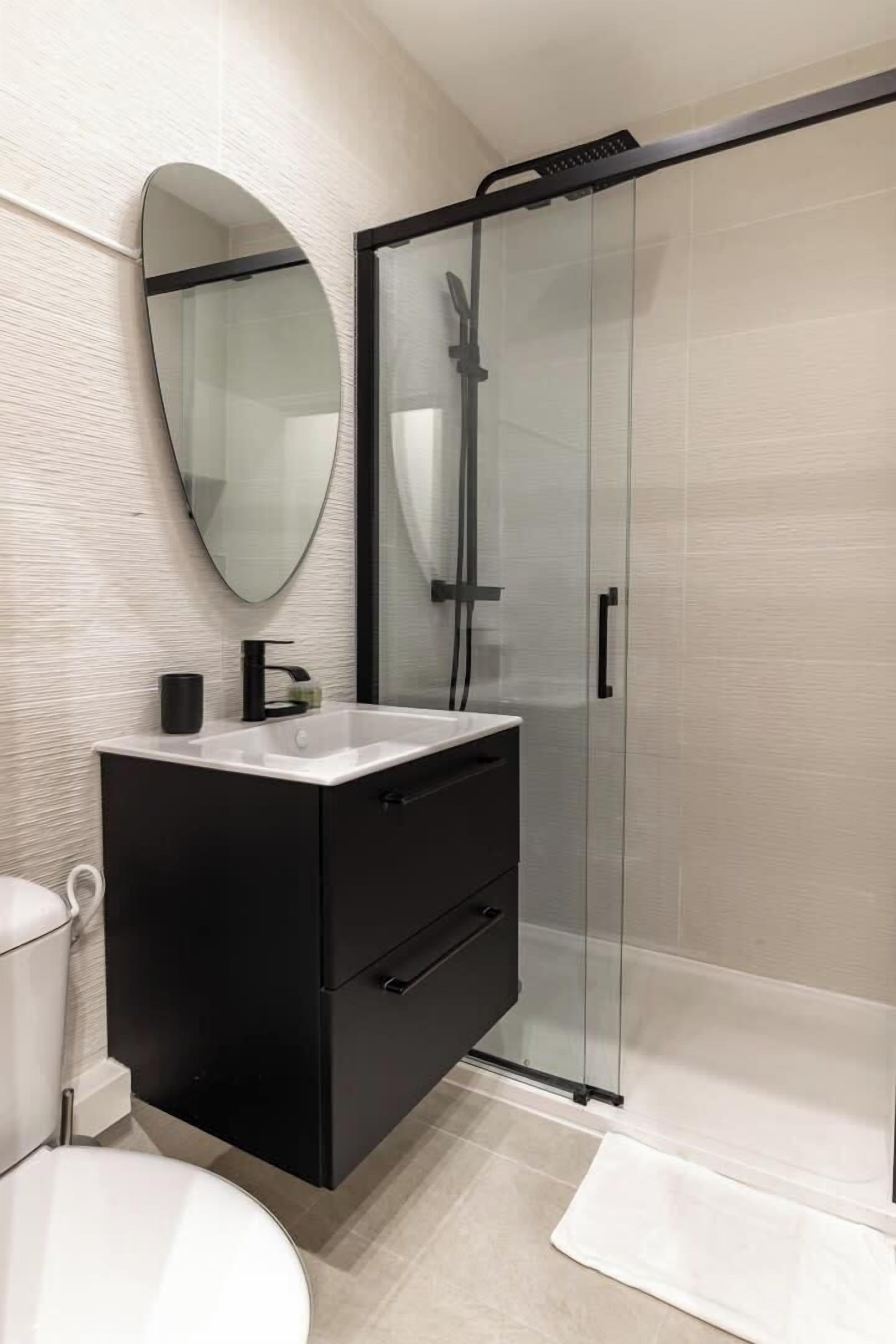 Een douche, een haardroger