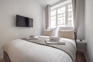 3 bedrooms, iron/ironing board, travel cot, WiFi