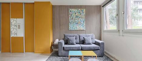 Télévision, espaces bureaux