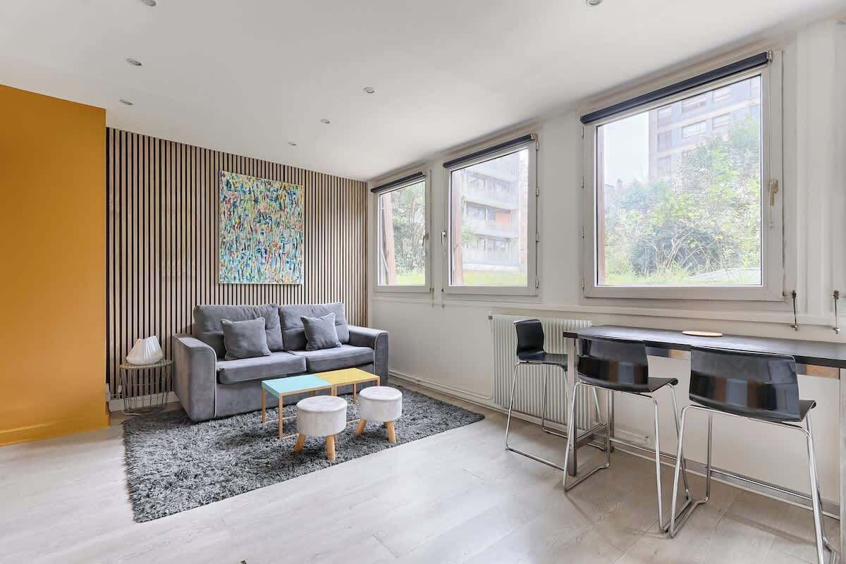 Télévision, espaces bureaux