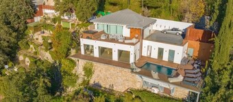 Luxury Villa with Panoramic Sea and Monaco View