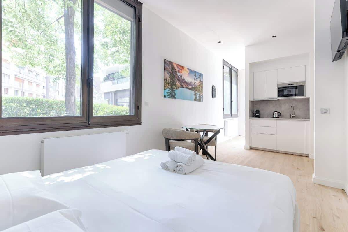 1 bedroom, travel crib, WiFi, bed sheets