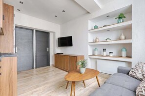 TV, offices