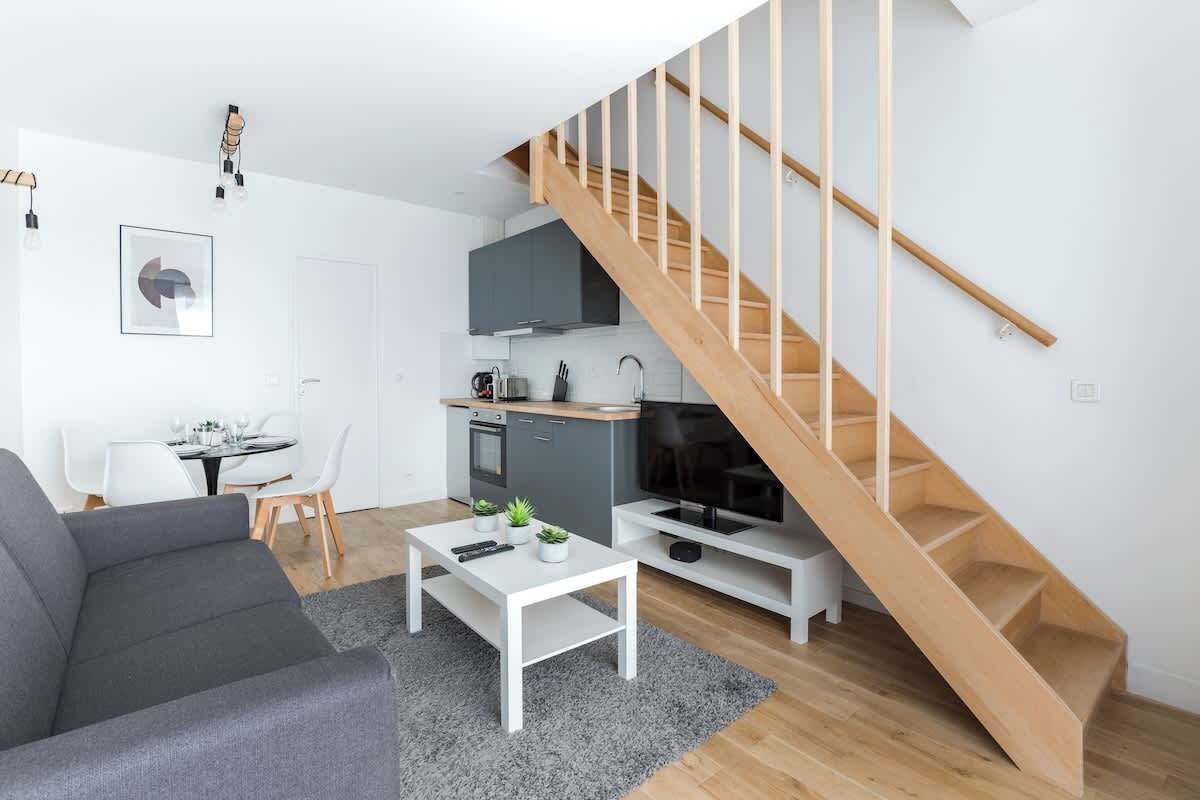 TV og kontorer