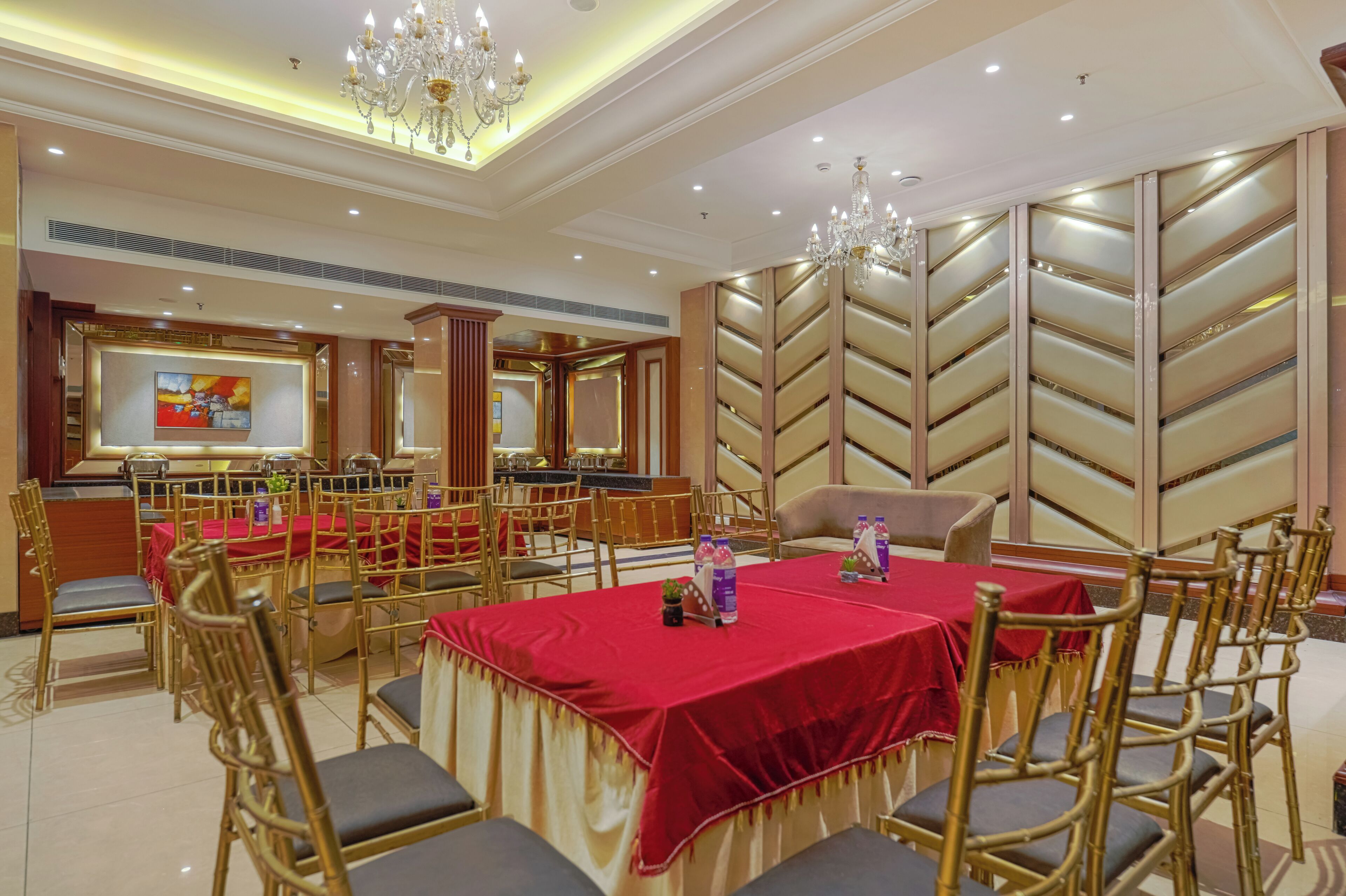 Colazione a buffet, servita tutte le mattine (500 INR a persona) 