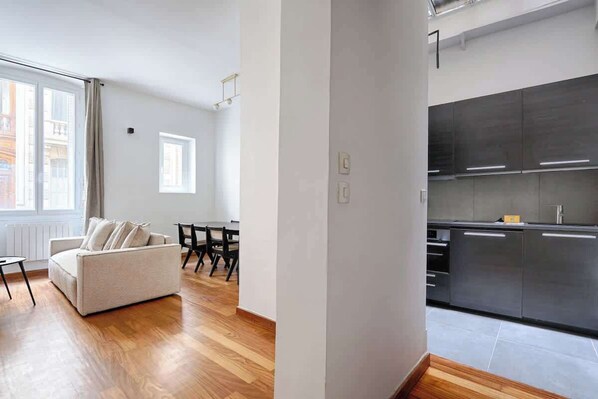 TV, offices
