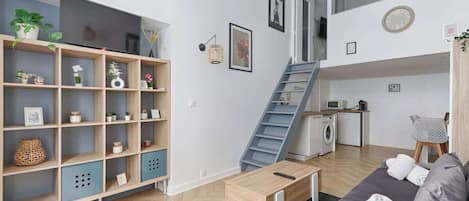 TV, offices