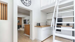 Interior - Batignolles Epinette Lovely Apartment 6P (Paris)