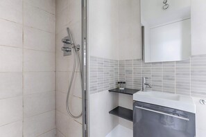 Shower, hair dryer