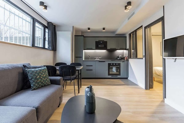 TV, offices
