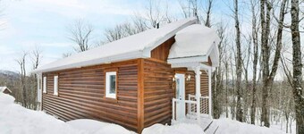 Astro 4 – Suite with Two Queen Beds Near Mont-Mégantic