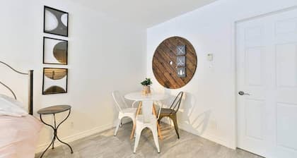 Astro 3 â Suite with Two Queen Beds Near Mont-MĂ©gantic