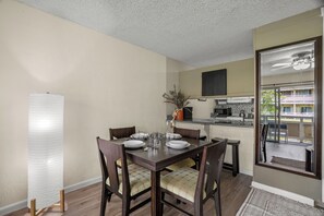 Dining - NEW LISTING! Kapaa Condo with Pool and Hot Tub (KAPAA)