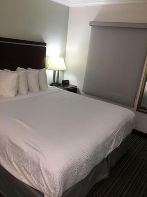 1 Schlafzimmer, Bügeleisen/Bügelbrett, kostenloses WLAN, Bettwäsche