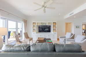 Smart TV - Luxury 2BR Condo • Oceans Edge Resort, Key West (Key West)