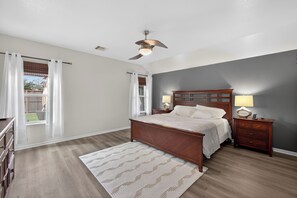 4 bedrooms, free WiFi, bed sheets