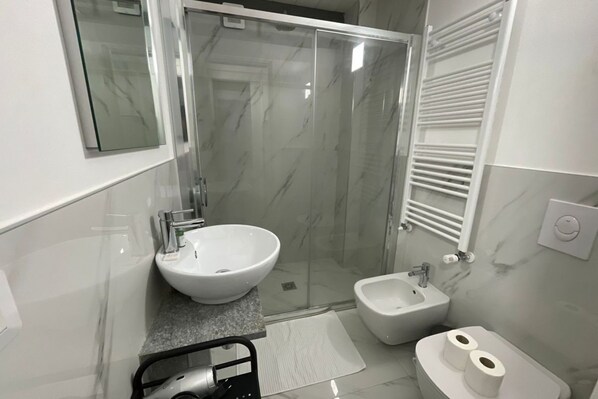 Shower, bidet