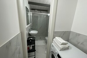 シャワー、ビデ