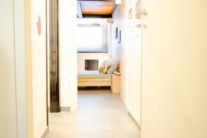 1 bedroom - [Vanchiglia] La tana by Happyhostorino (Torino)