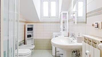 Dusche, Bidet