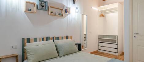 2 bedrooms