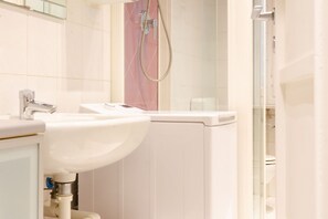 シャワー、ビデ