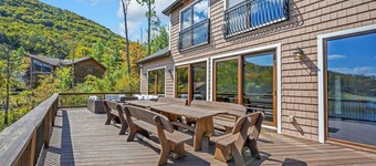 Spacious 7-bedroom house in lovely Hunter with game room, sauna, swimming spa