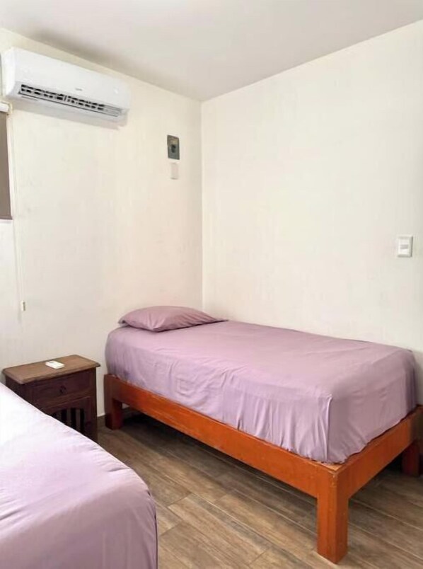 2 chambres, accès Internet, draps fournis
