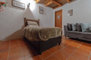 2 camere, accesso a Internet, lenzuola