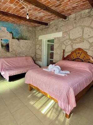 1 bedroom, internet, bed sheets