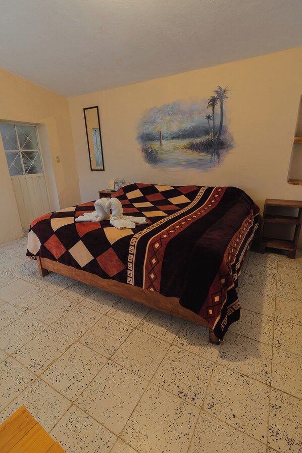 1 bedroom, internet, bed sheets