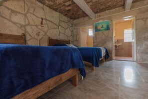 1 bedroom, internet, bed sheets